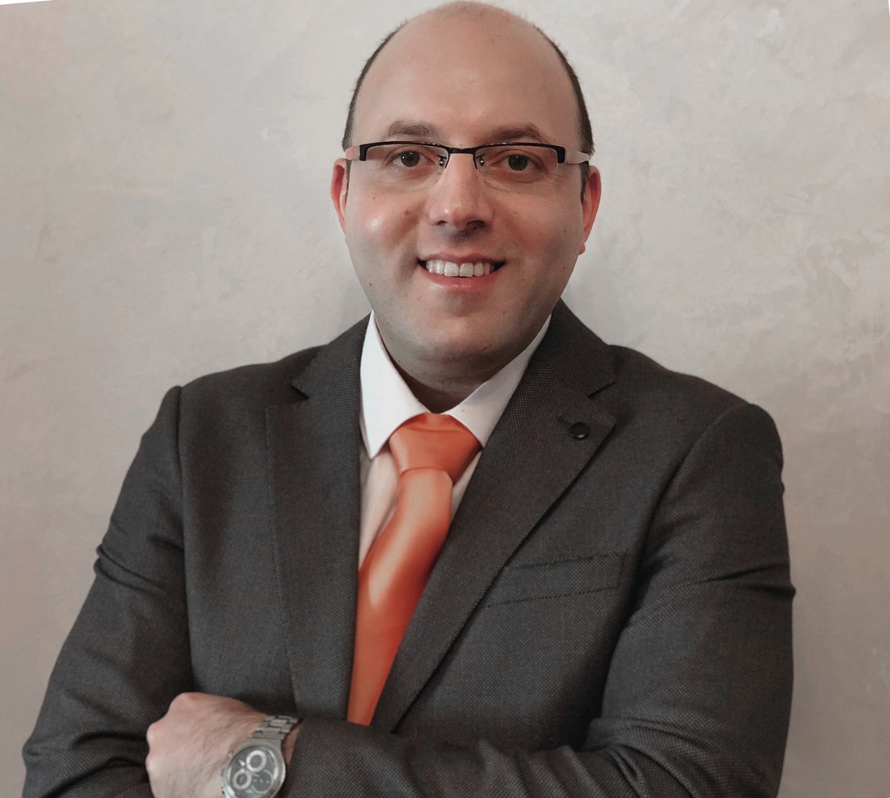 السيد عميد عوض.