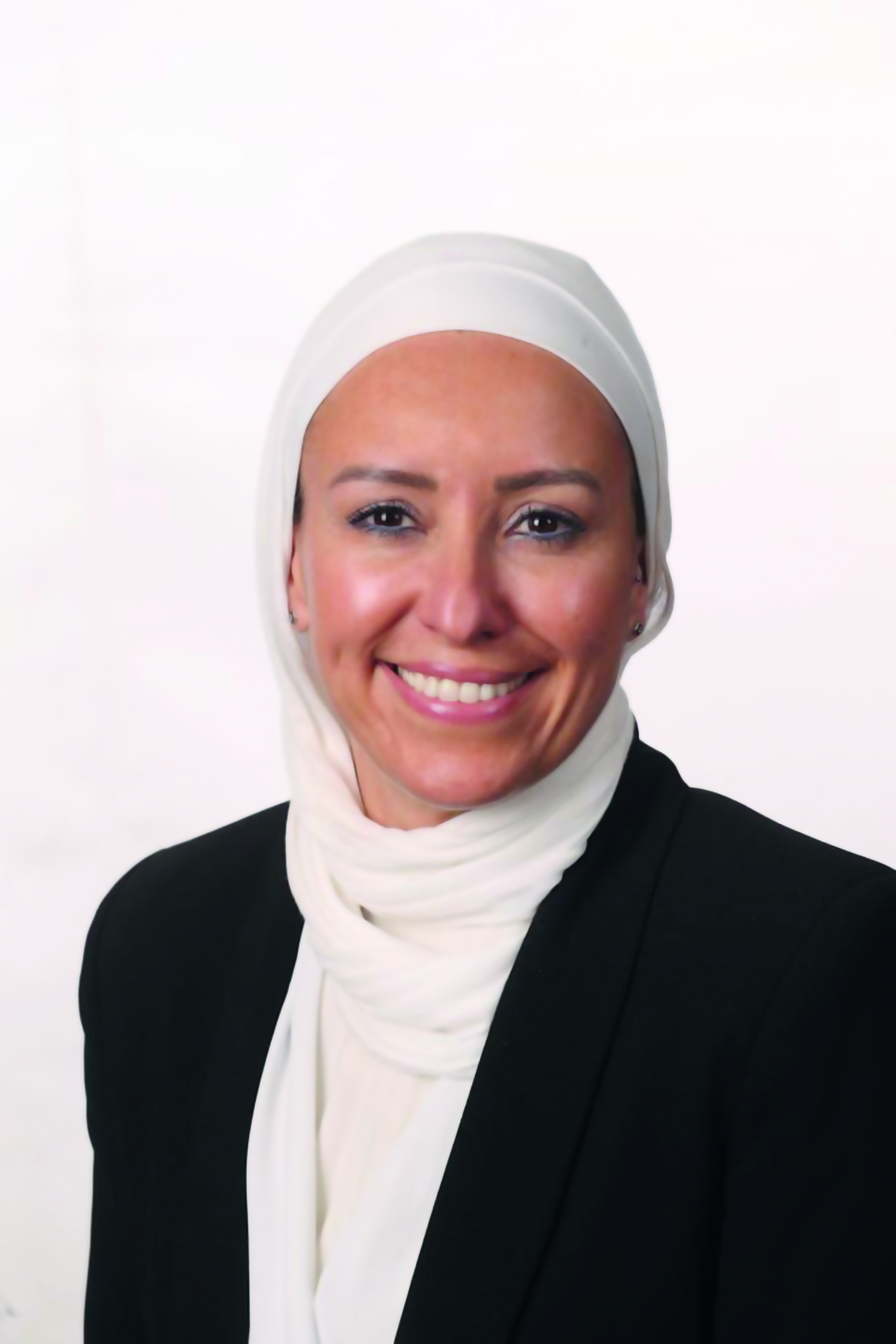 السيدة زينة مصطفى الشناق.